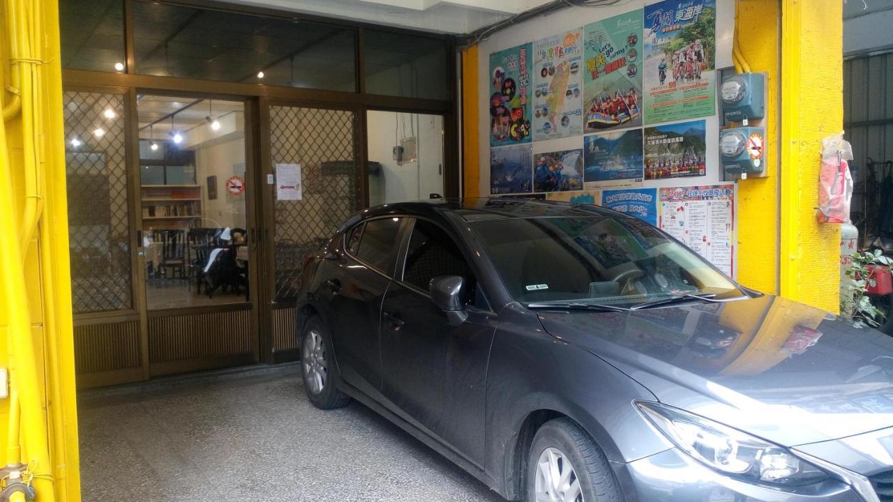 Love Hualien Hostel Екстериор снимка