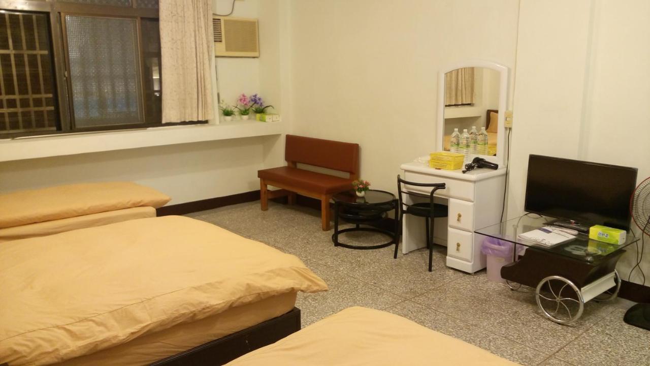 Love Hualien Hostel Екстериор снимка