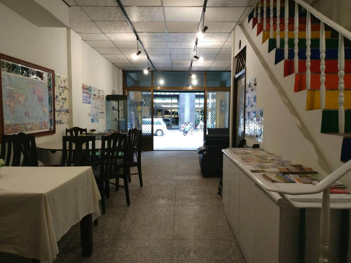 Love Hualien Hostel Екстериор снимка